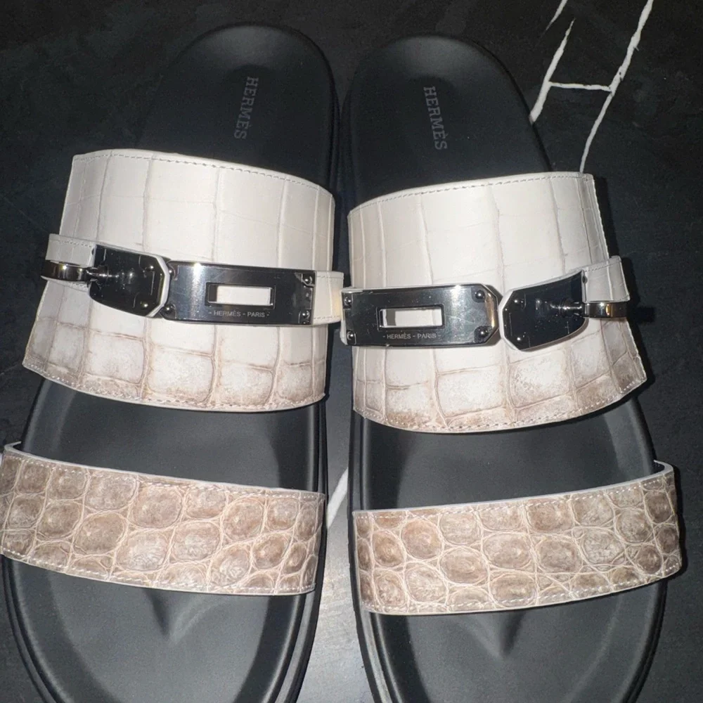 Hermes 2025 Jackson’s in Himalaya on Ruthenium Hardware (Size 46) - Picture 5 of 11